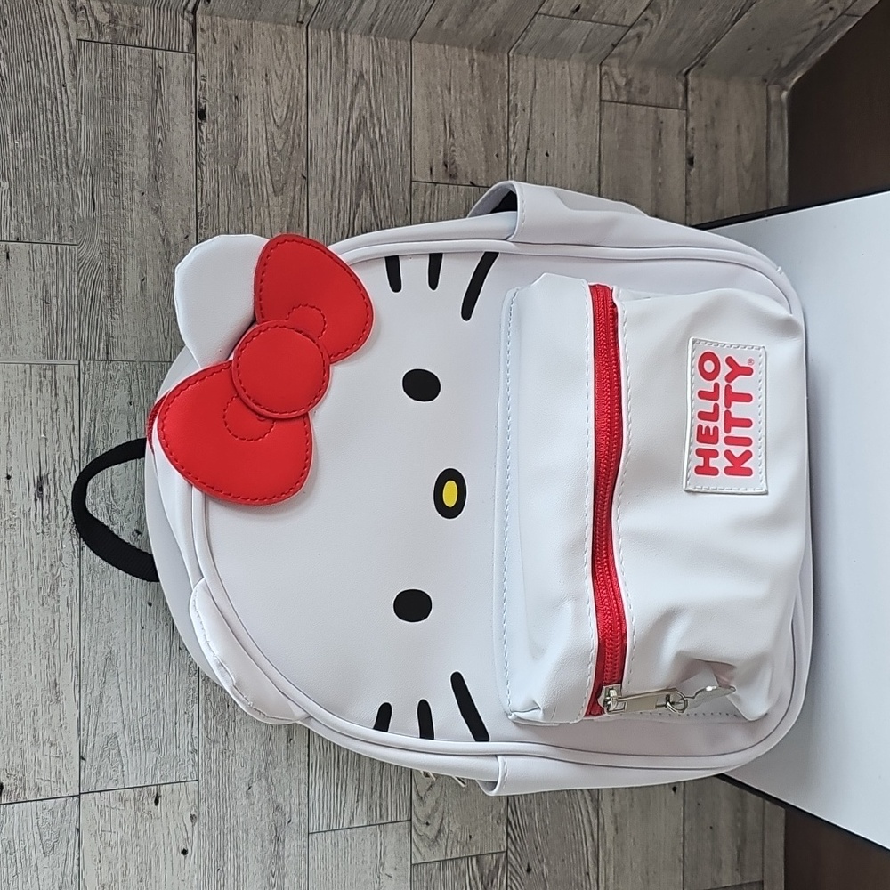 Kids NWT Hello Kitty 10.5" mini backpack